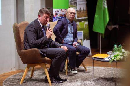 Pogovor z Andrejem Rajhom, državnim sekretarjem na Ministrstvu za infrastrukturo; Vir: Primorska gospodarska zbornica 